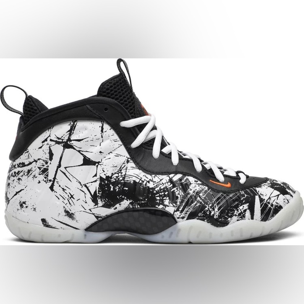 Kids Nike Foamposite Shattered backboard